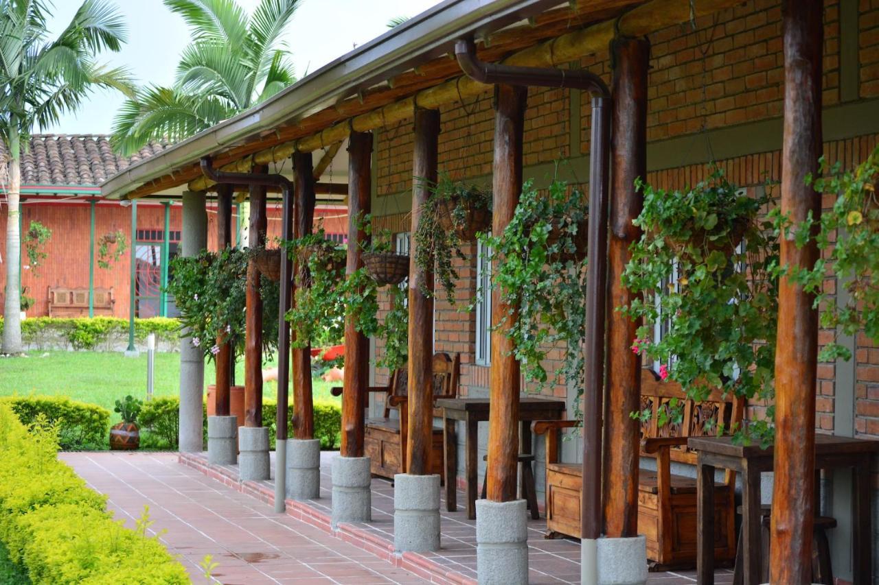 Finca Del Cafe - Casa Typica Santa Rosa de Cabal Exterior foto